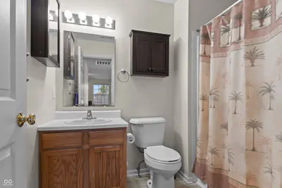 6430 Bonneville Drive, Indianapolis - 26