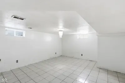 2915 Mitthoefer Road, Indianapolis - 25