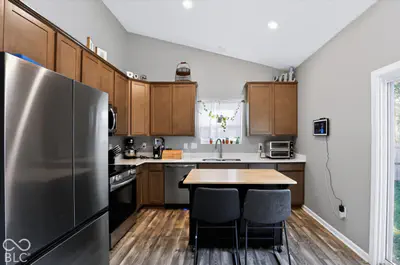 10043 Caprock Canyon Drive, Indianapolis - 11