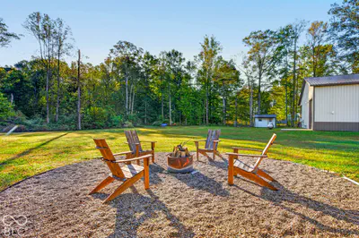 7853 County Road 1200, Seymour - 60