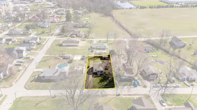 303 Park Avenue, Crothersville - 5