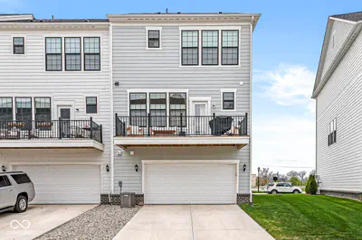 3261 Morab Drive, Zionsville - 30