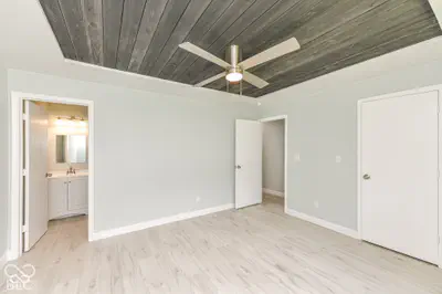 652 Meadows Edge Lane, Indianapolis - 19