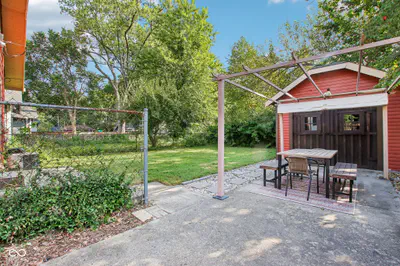 5607 Carrollton Avenue, Indianapolis - 24