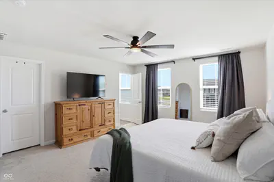 9860 Oakmont East Drive, Pendleton - 42