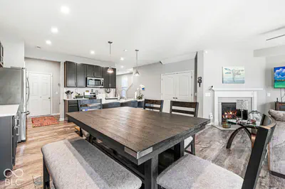13540 Dewpoint Lane, Fishers - 10