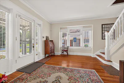 122 E 51st Street, Indianapolis - 4
