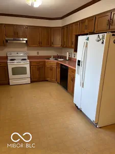 10840 E Heywood Street, Seymour - 8
