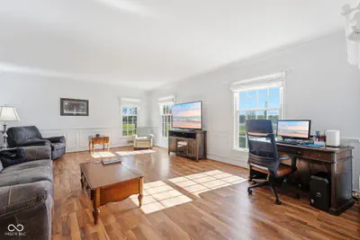 12440 State Road 32, Yorktown - 8