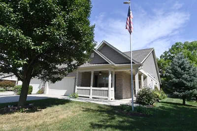 1305 Redstone Drive, Avon