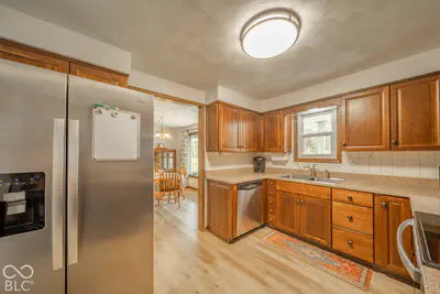 10664 S 9 W, Pendleton - 14