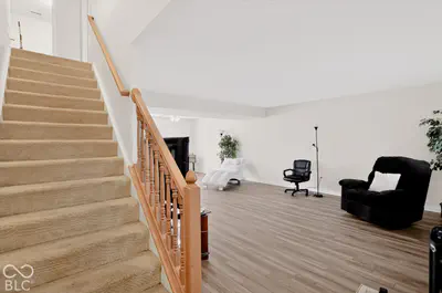 11915 Newcastle Drive, Indianapolis - 6