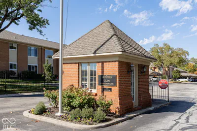 581 Hunters Drive, Carmel - 39
