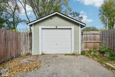 1920 E 67th Street, Indianapolis - 37