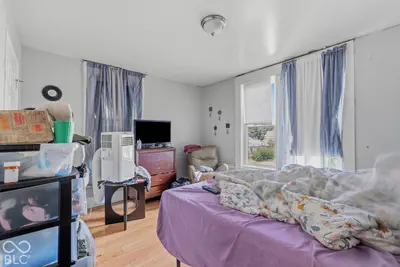 301 E Southern Avenue, Indianapolis - 40