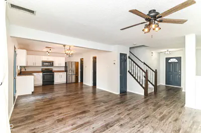 10050 Orange Blossom Trail, Fishers - 11