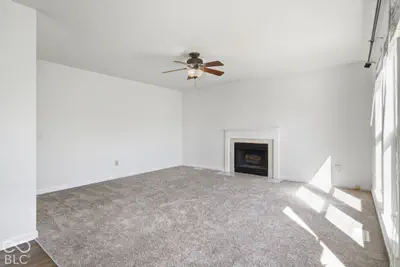 8567 Knoll Crossing, Fishers - 14