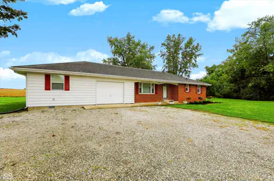 8223 U S 35 Highway, Losantville - 2