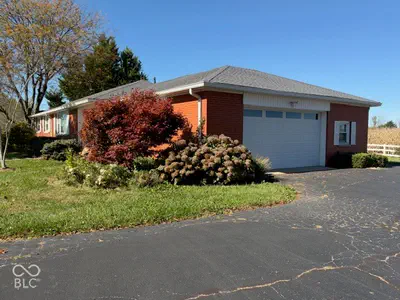 7838 US Highway 52, New Palestine - 4