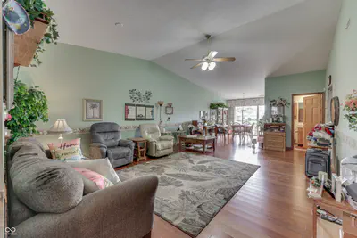 2063 Pelican, Franklin - 7