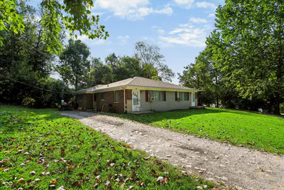 1612 Willis Drive, Bloomington - 3