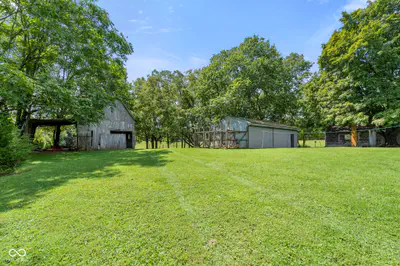 645 County Road 600, Orleans - 33