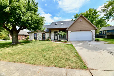 8919 Country Walk Drive, Indianapolis