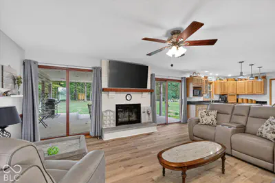7721 200 Road, New Palestine - 9