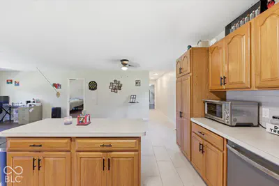 402 N Taylor Street, Saint Paul - 22