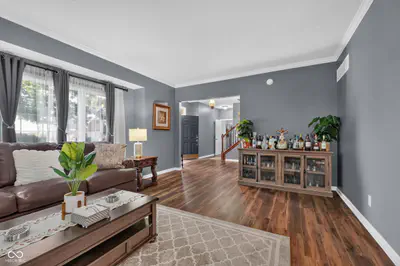8642 Black Stone Xing, Avon - 9