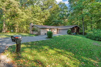 1042 Farmington Drive, Crawfordsville - 53