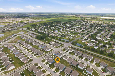 5693 Terracotta Trace, McCordsville - 51