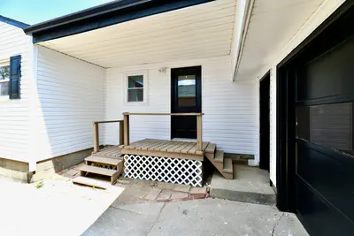 129 E McKenzie Road, Greenfield - 6