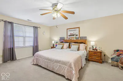 320 E Quail Wood Lane, Westfield - 25