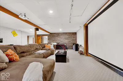 708 Caesar Court, Avon - 36