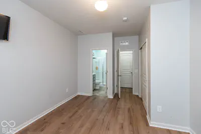 8284 Terryglass, Avon - 18