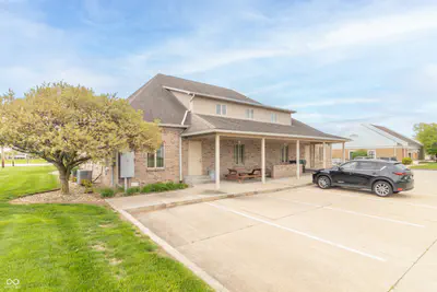 1890 Main Street, Greenfield - 7