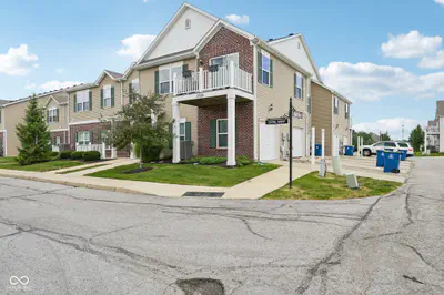 12035 Zircon Lane, Fishers - 2
