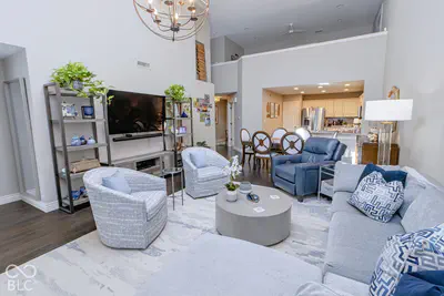 12139 Black Hills Drive, Fishers - 19