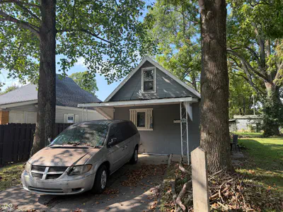 805 27th Street, Bedford - 3