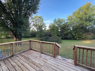 207 E Park Street, Trafalgar - 18