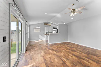 802 Allendale Drive, Seymour - 5