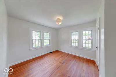 102 N Sheridan Avenue, Indianapolis - 23