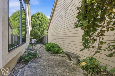 12021 Waterford Lane, Carmel - 46