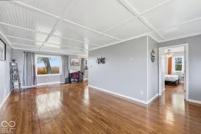 3691 N Us 421, Whitestown - 31