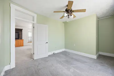 206 Broadway Street, Pendleton - 22