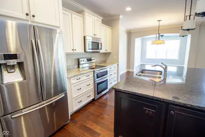 15141 Kampen Circle, Carmel - 32