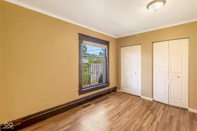 624 N Pine Street, Seymour - 17