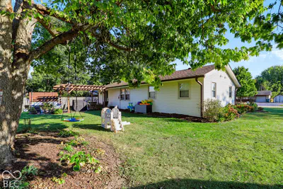 180 Roundelay Drive, Franklin - 36