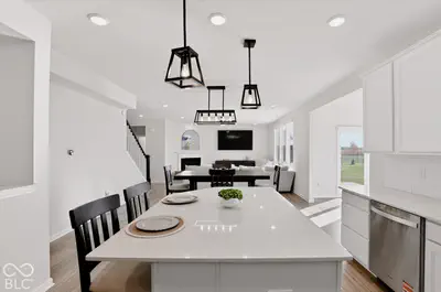 19060 Seaforth Way, Westfield - 38